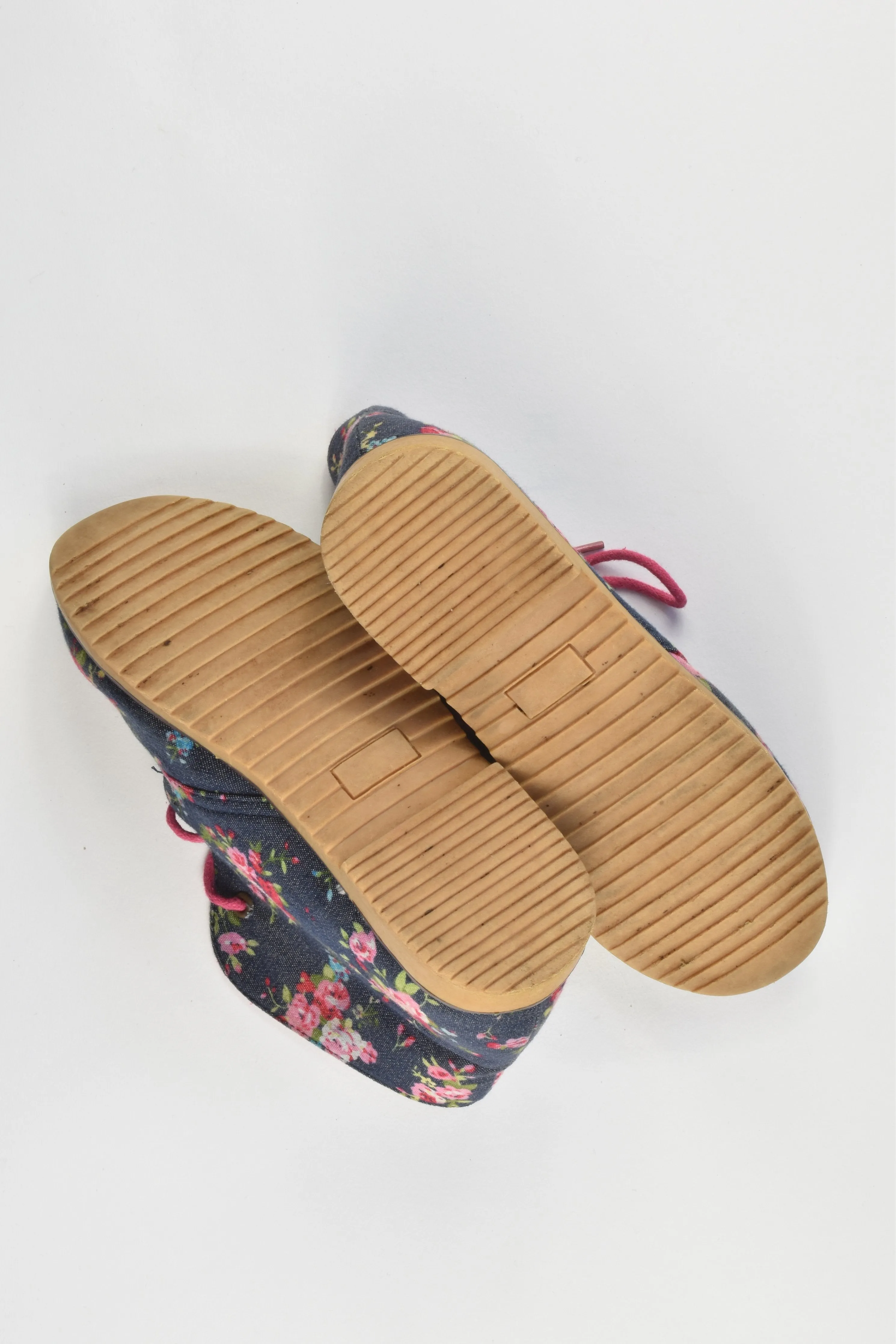 Brand Unknown Size approx 1 Shoes