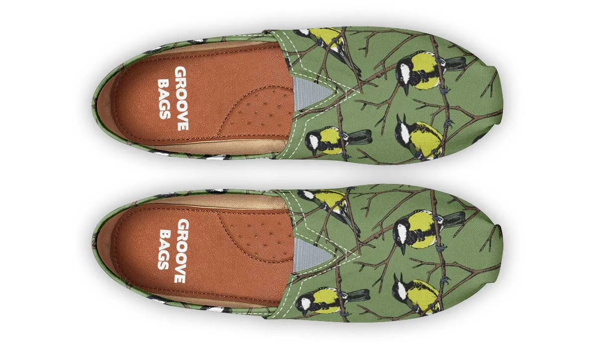 Chickadee Pattern Casual Shoes