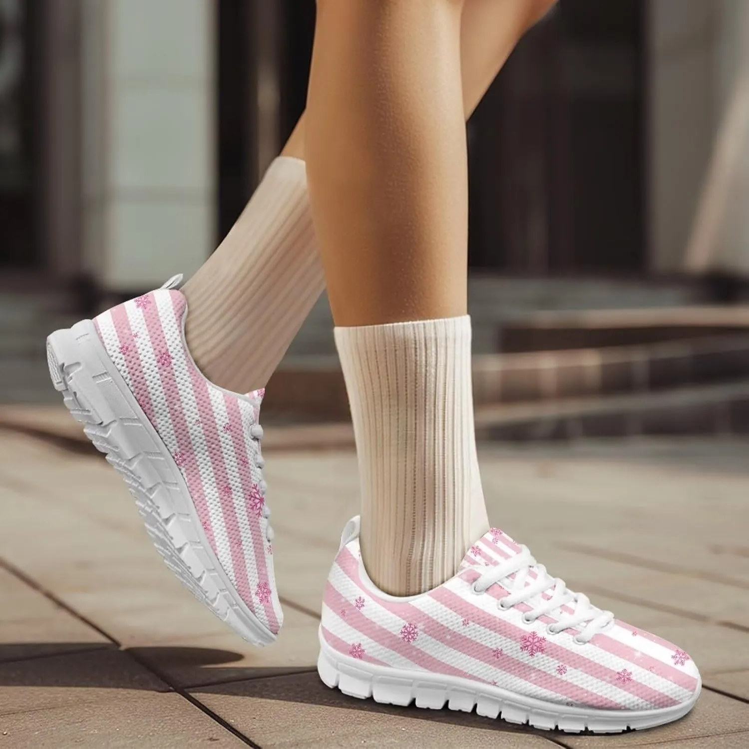 Christmas Women's Sneakers Cozy Lightweight Non-Slip Workout Walking Sneakers for Womens Flat Lace-Up Outdoor Tennis Shoes for Ladies Black US 5-12