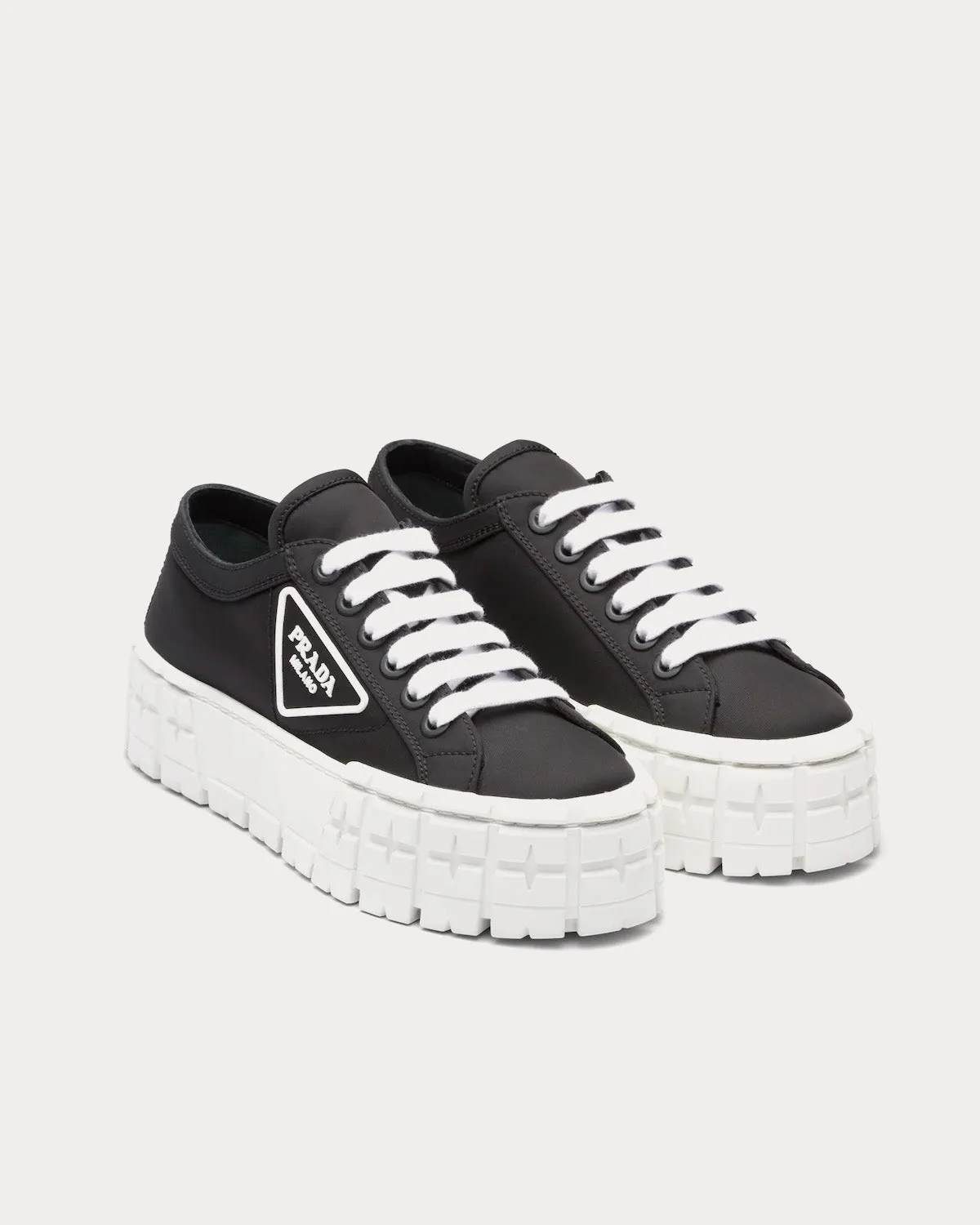 Double Wheel Nylon Gabardine Black Low Top Sneakers