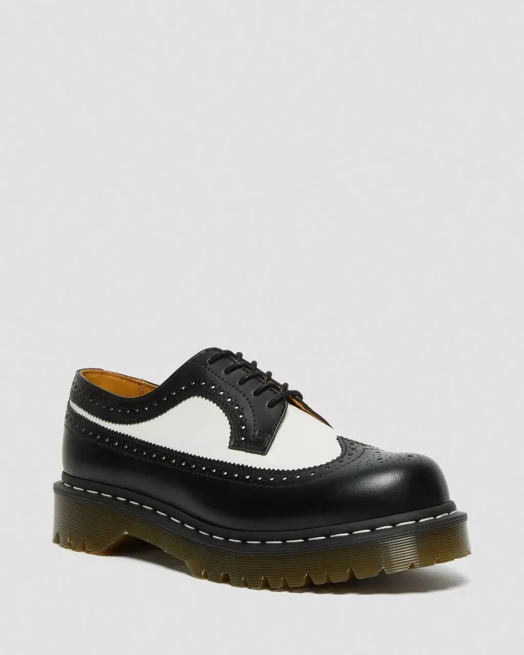 Dr. Martens Unisex Black Shoes - Clearance