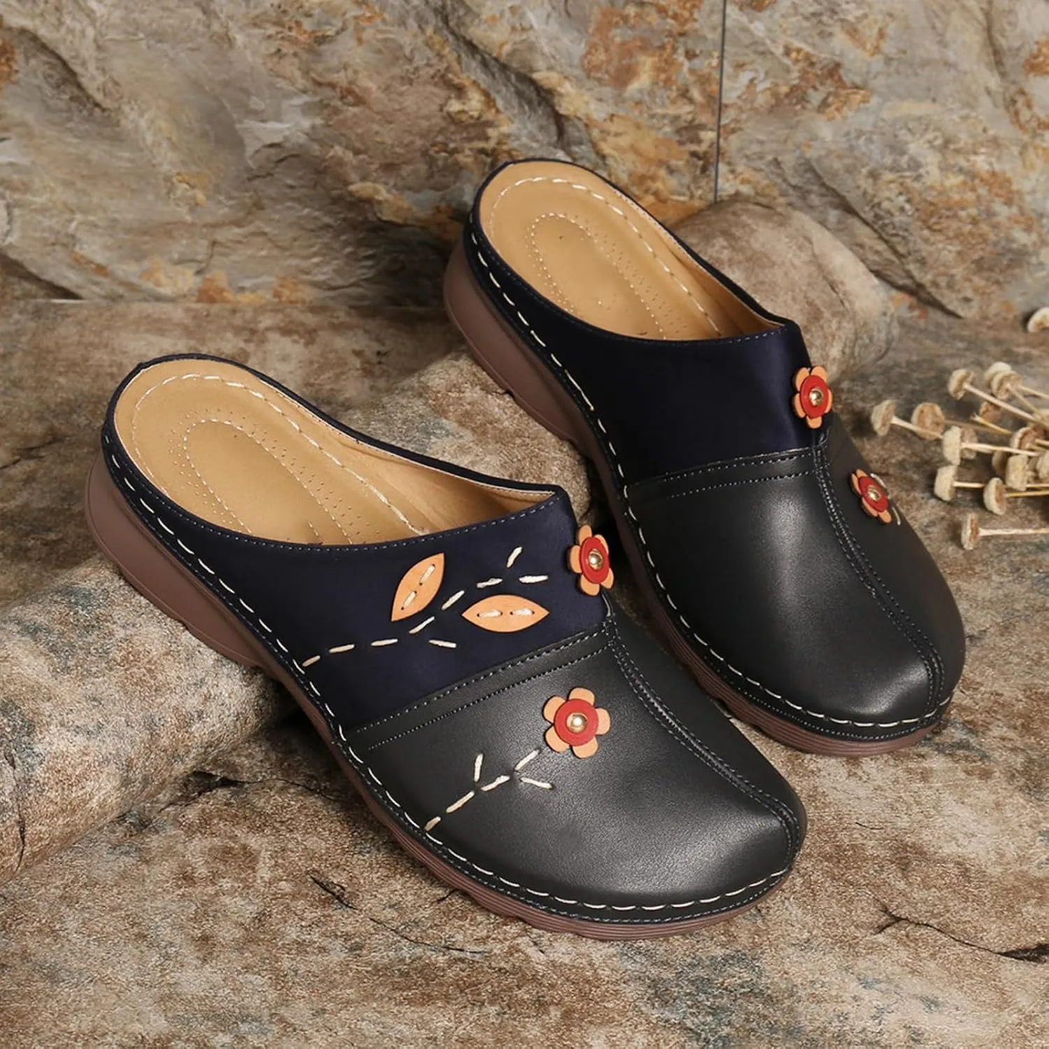 Kubbon Clogs Shoes for Women Comfortable Closed Toe Clog Lightweight Slip On Flower Sandals Antil Slip Beach Sandals Arch Support Slippers Beach Shoes