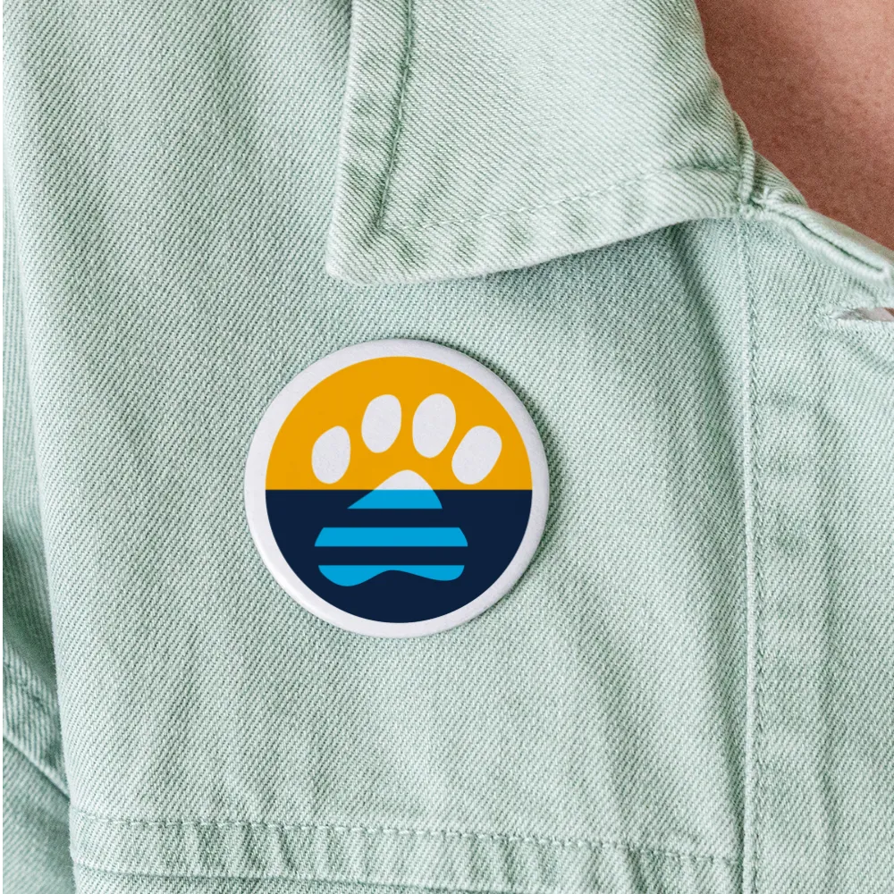 MKE Flag Paw Buttons large 2.2'' (5-pack)