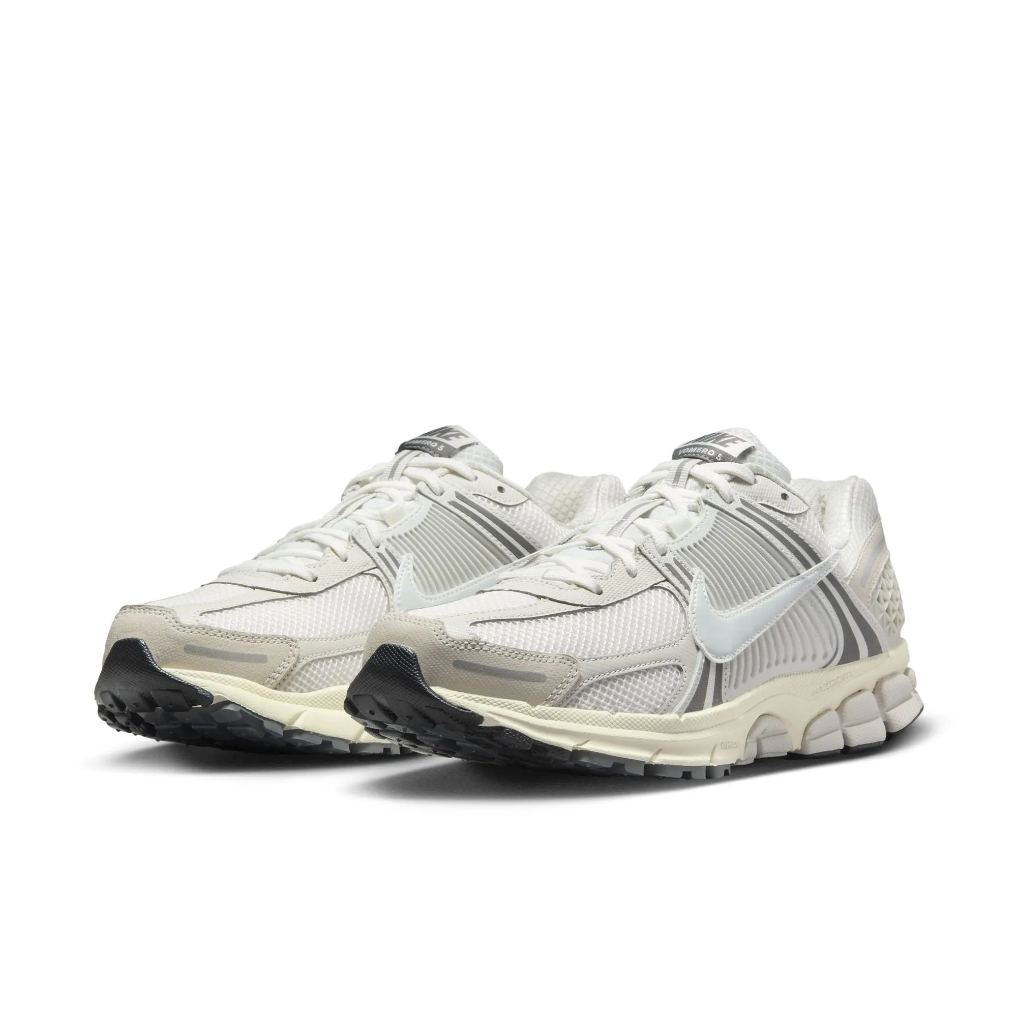 Nike - Zoom Vomero 5 SE ~ Platinum Tint