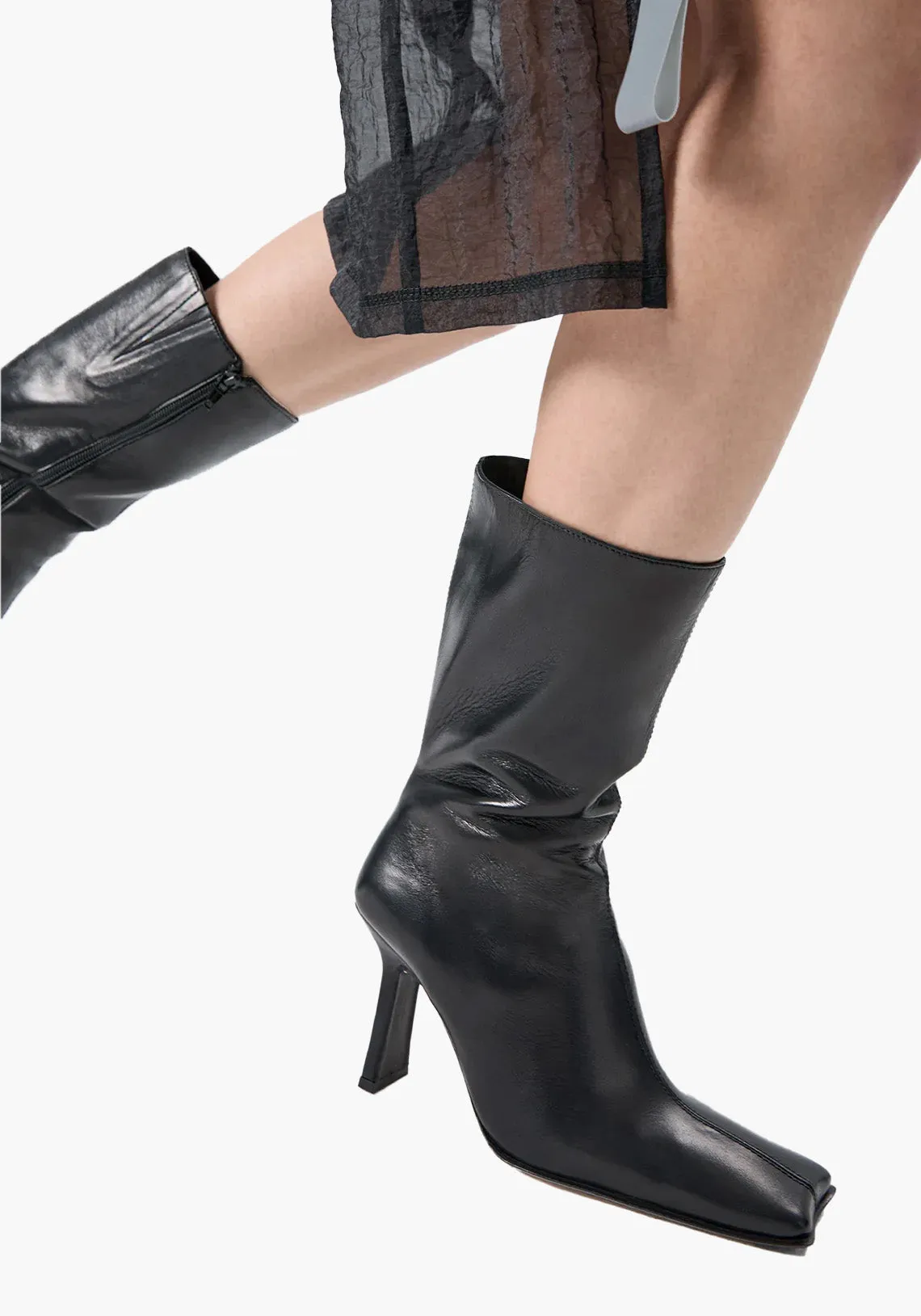 NOOR BOOT BLACK