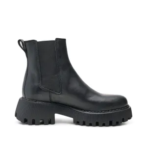 Posey Chelsea Boot (Black)