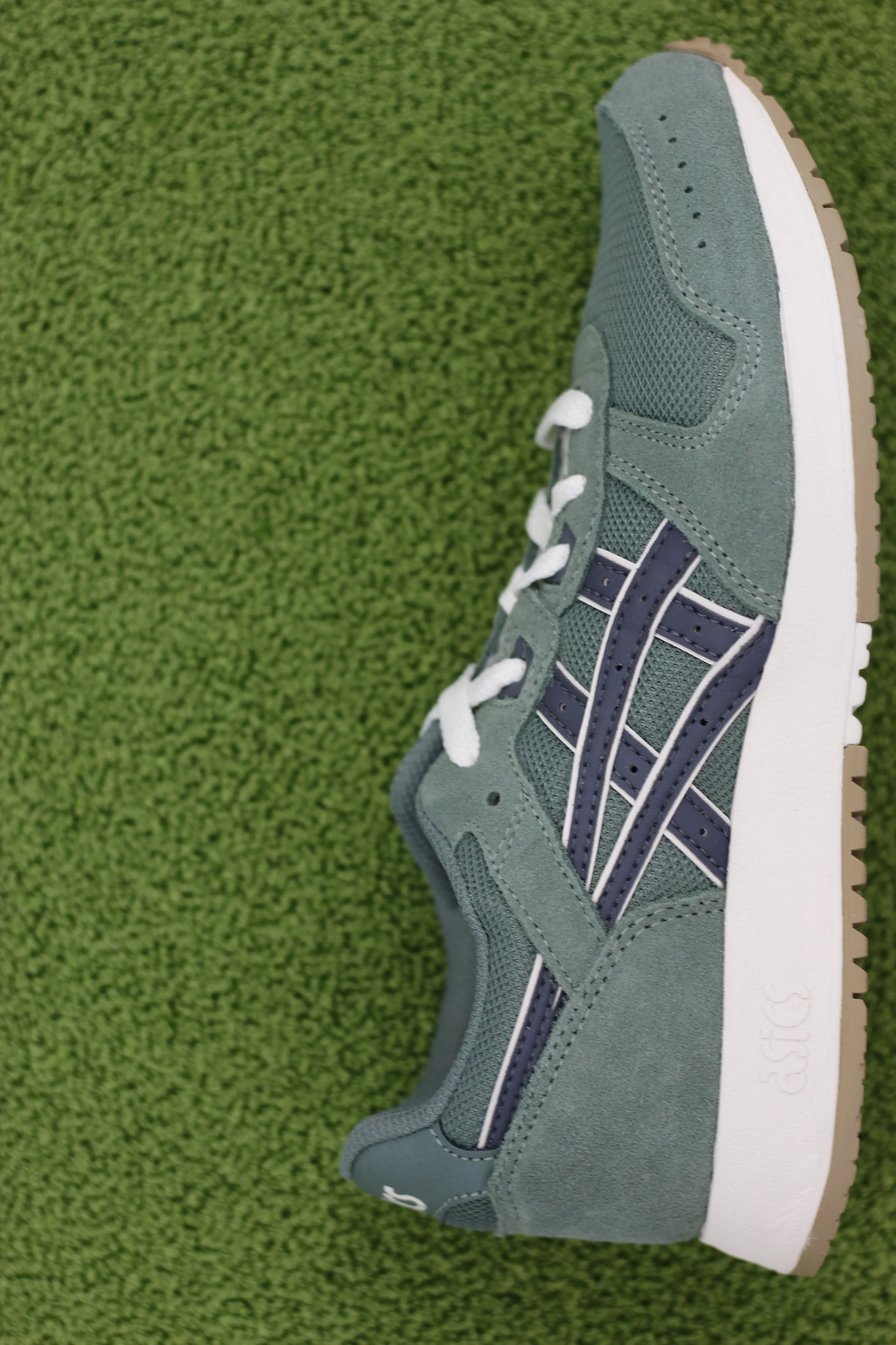 Unisex Lyte Classic Sneaker - Ivy/Carrier Green Suede/Mesh